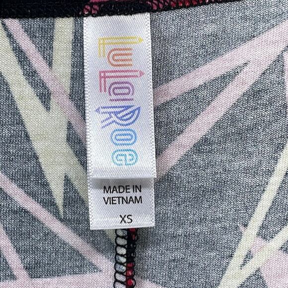 LuLaRoe Perfect T Football Print Neutral Black White Total Comfort Team Spirit M - Picture 5 of 14